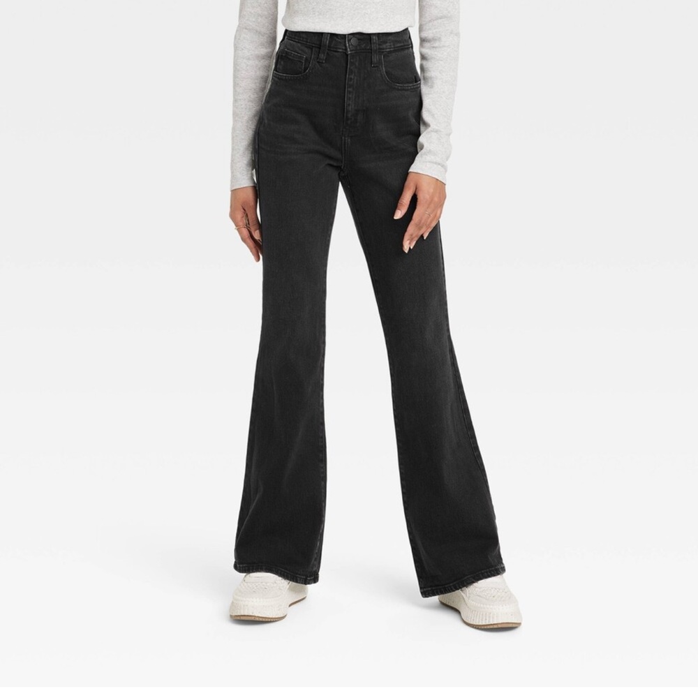Universal Thread High Rise- Flared Jeans - Picture 1 of 2